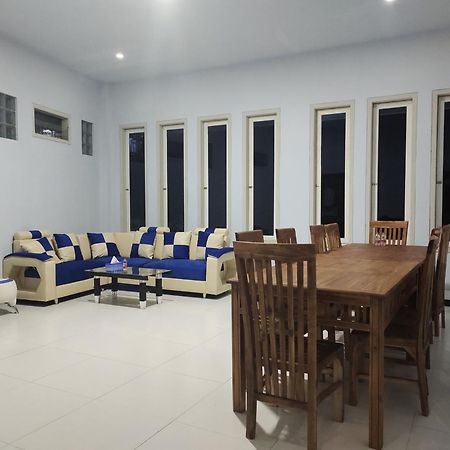 Harmony Resto&Homestay Lambangkuning エクステリア 写真